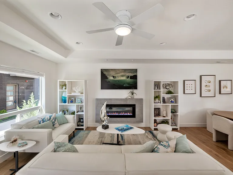 6988 S Brookhill Dr — Photo 19