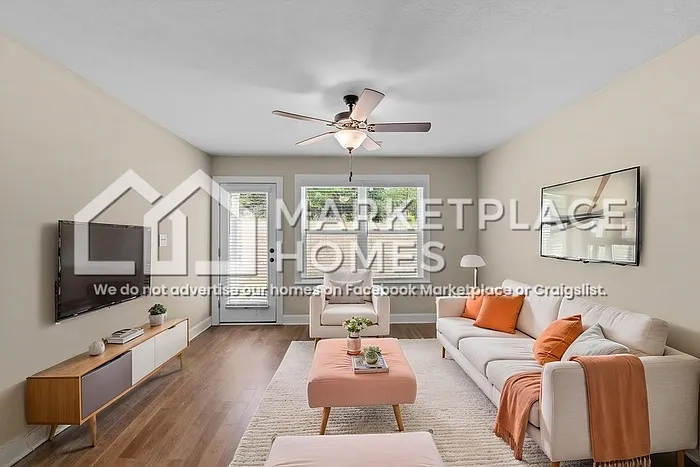 704 Chatsworth Way — Photo 12