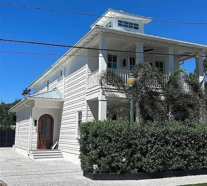 417 N Osprey Ave