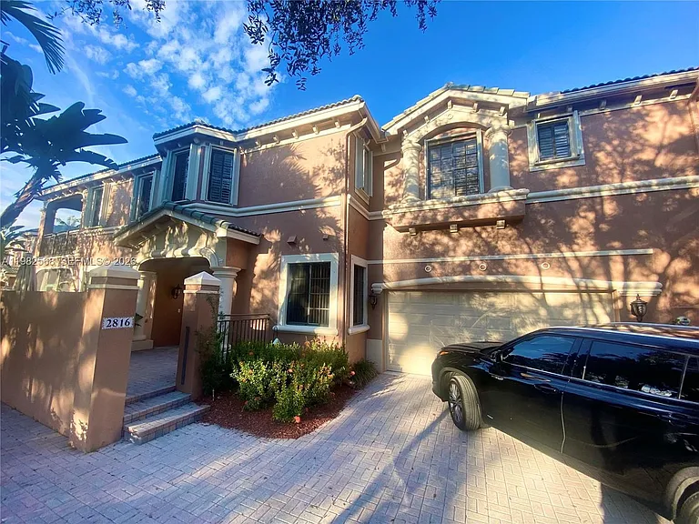 2816 Kinsington Cir #28-1 — Photo 6