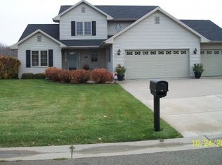 1054 Violet, Appleton, WI 54914