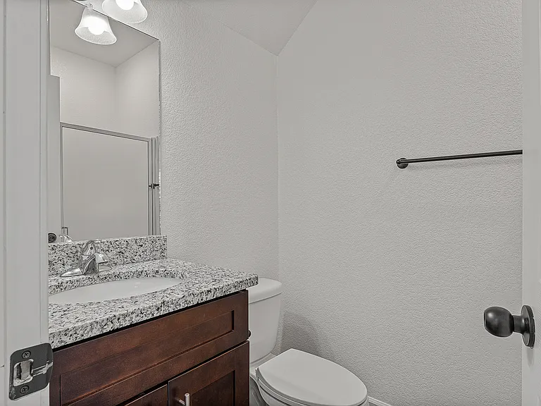 Downstairs Bathroom (Walk-in Shower)| Deerfield Crossing| Townhome