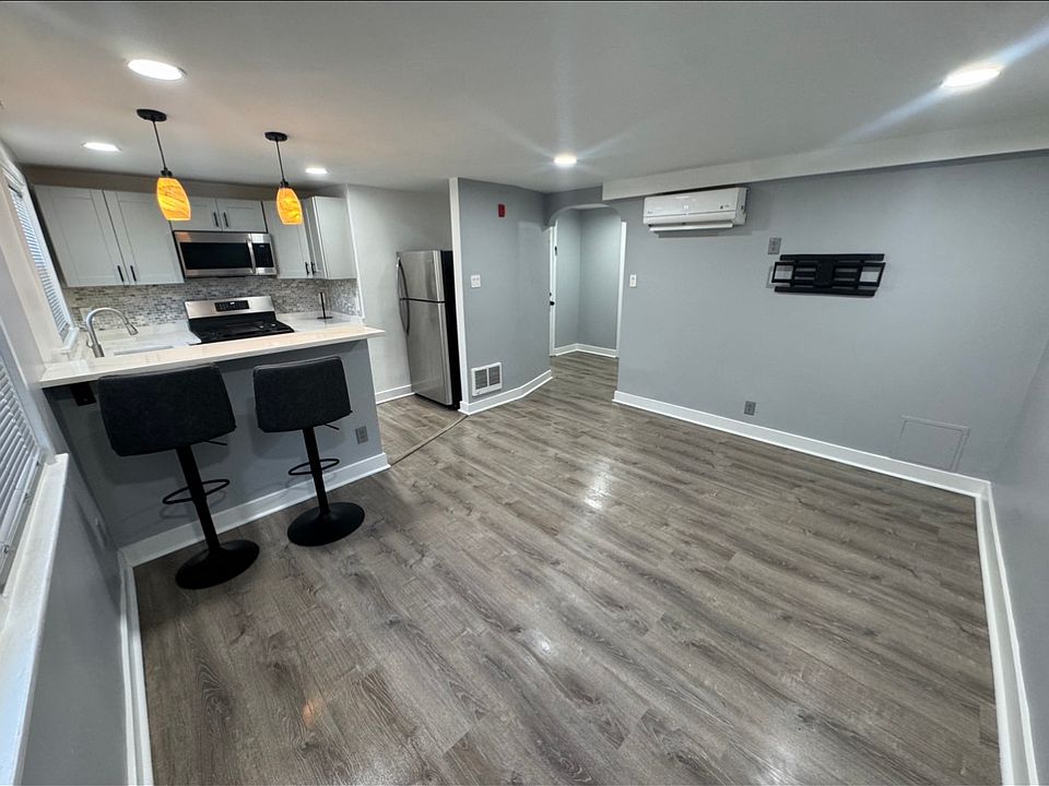 1st image of 4326 Cottman Ave Floor 1