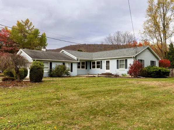 41 Lloyd Dr, Horseheads, NY 14845