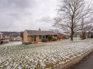 129 Franklin Dr, Greensburg, PA 15601