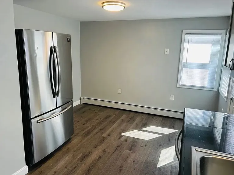 778 Plainfield St — Photo 15