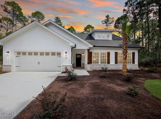 334 Pineknoll Dr, Calabash, NC 28467