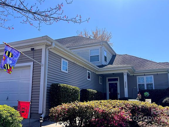 3rd image of 2330 Loch Stone Dr