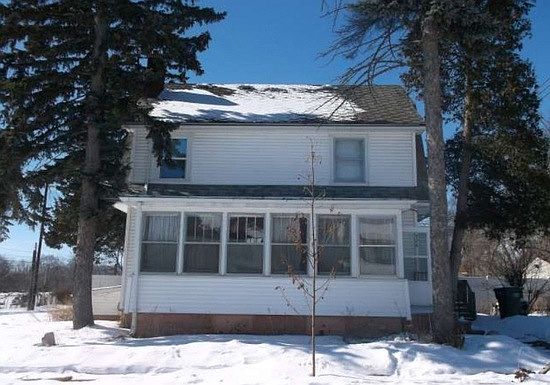 1st image of 926 Everett Dr