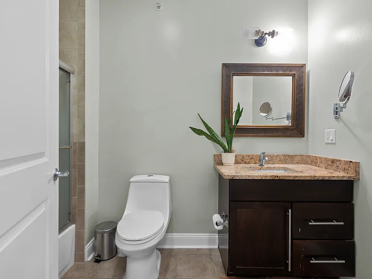 5501 Hudson Ave #407 — Photo 15