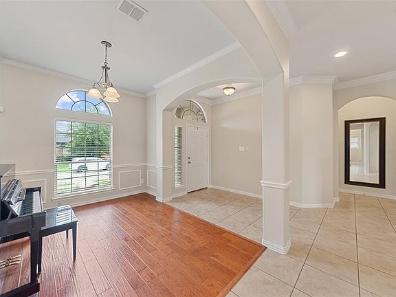 3rd image of 6517 Eaglestone Dr