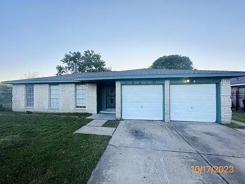 12210 Roandale Dr Photo 1