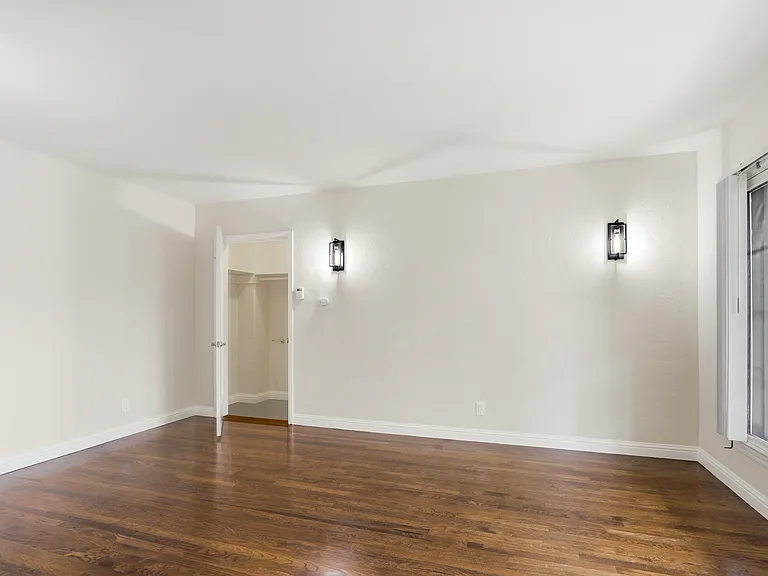 855 Main St #2 — Photo 7