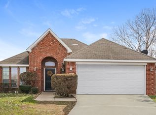9333 Rhoni Ct, Fort Worth, TX 76140