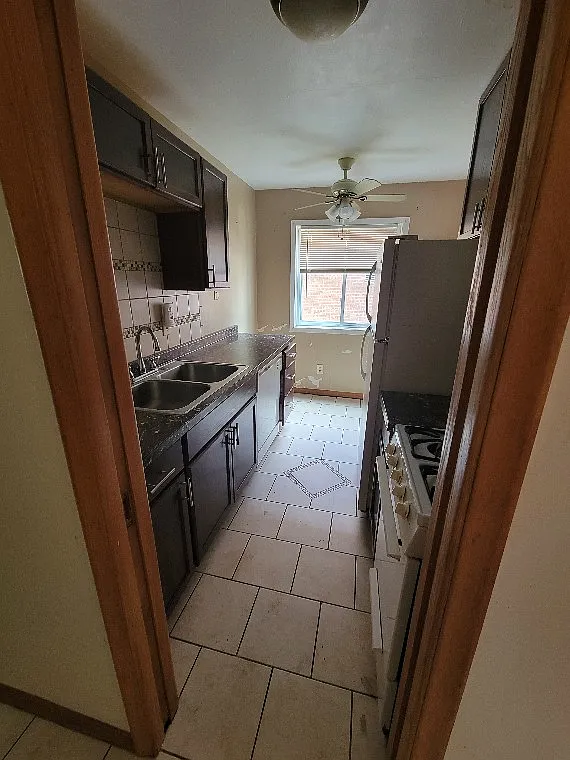 1 bed, $875 — Photo 4