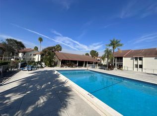 5515 Courtyard Dr, Pompano Beach, FL 33063