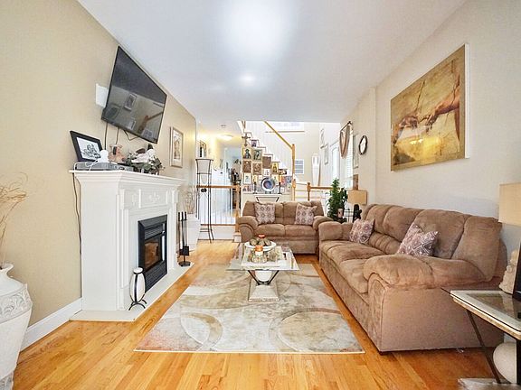 5th image of 5 Dudley Ave
