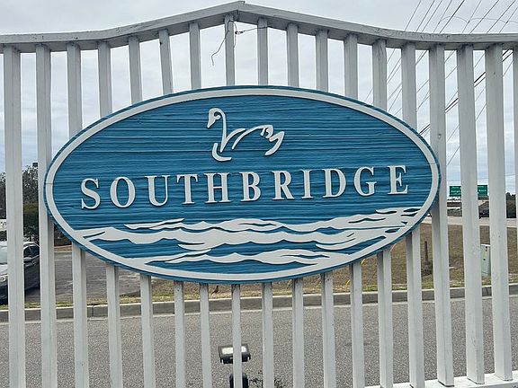 2nd image of 8658 Southbridge Dr #L