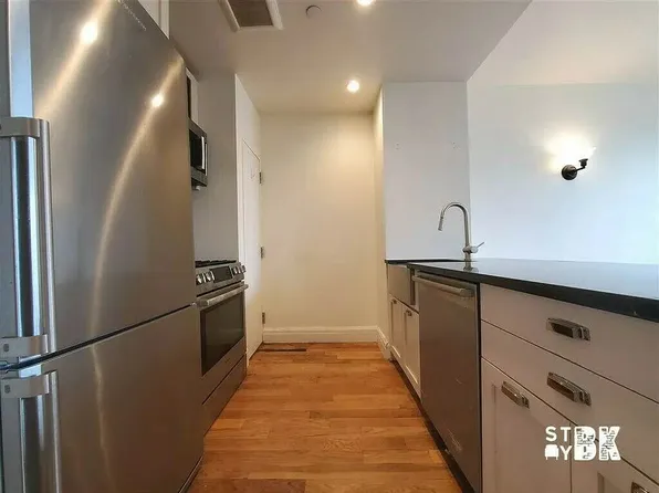 1035 Fulton Street image 1 of 19