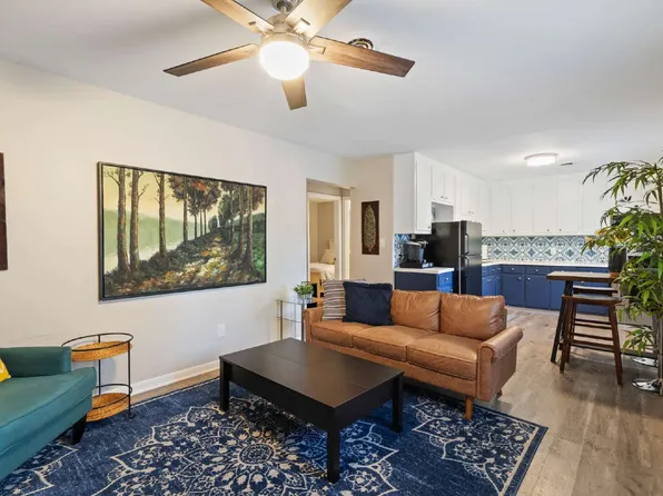 1812 Rosetta Dr APT 3, Durham, NC 27701