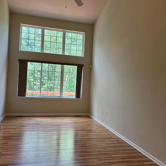 41876 Yeats Dr — Photo 6