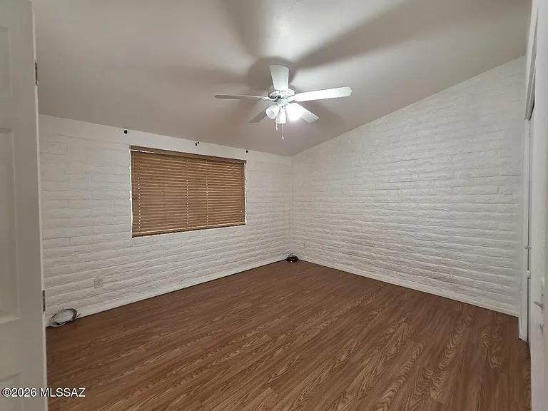 2356 W Ian Pl — Photo 6