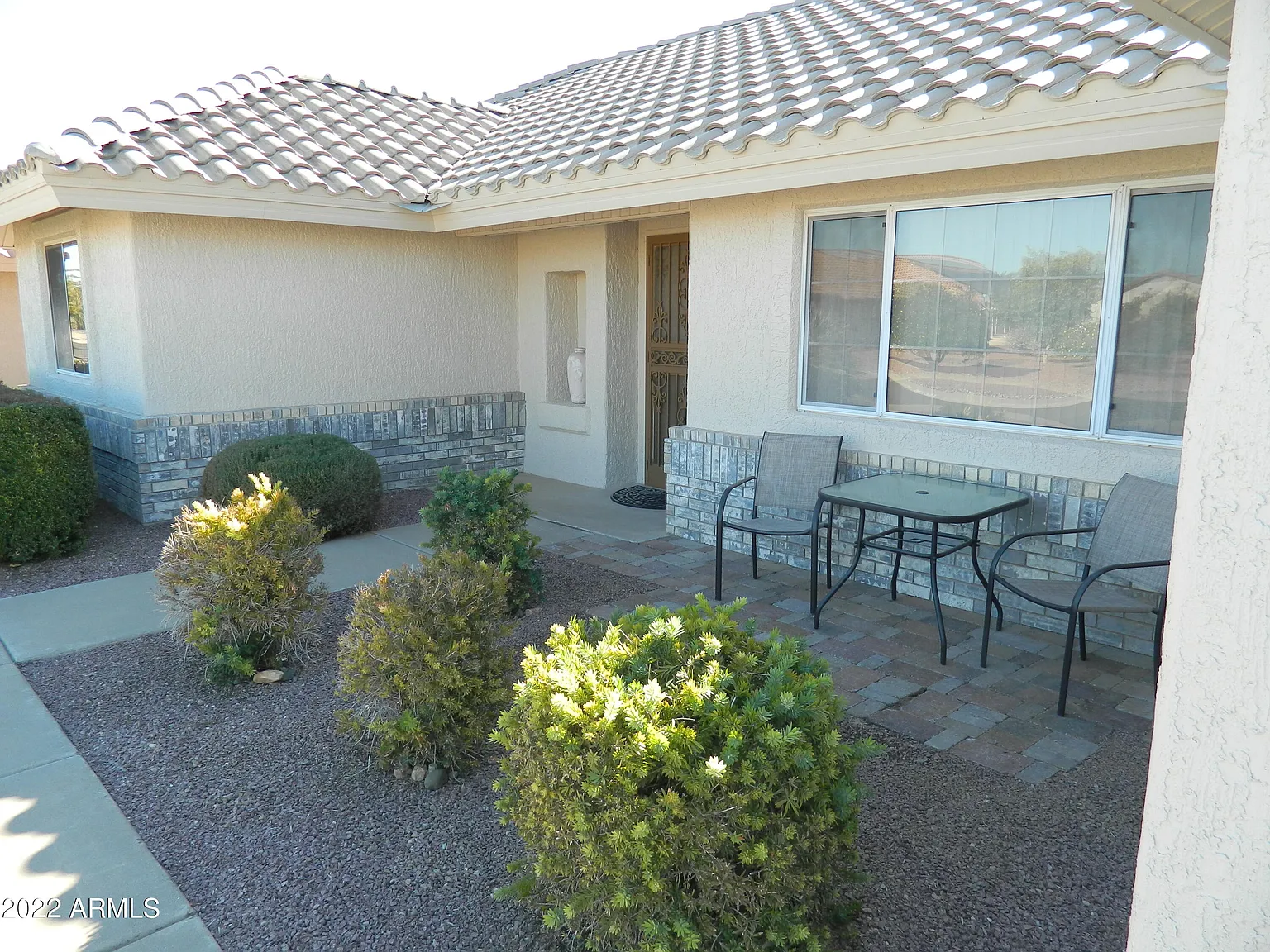 2 bed, 1.5 bath, 1308 sqft, $1,700 — Photo 2