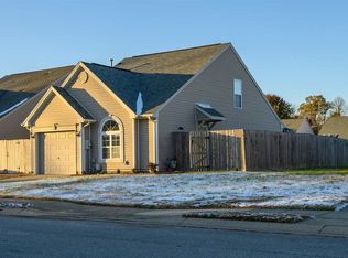 5614 Riverwalk Cir, Newburgh, IN 47630