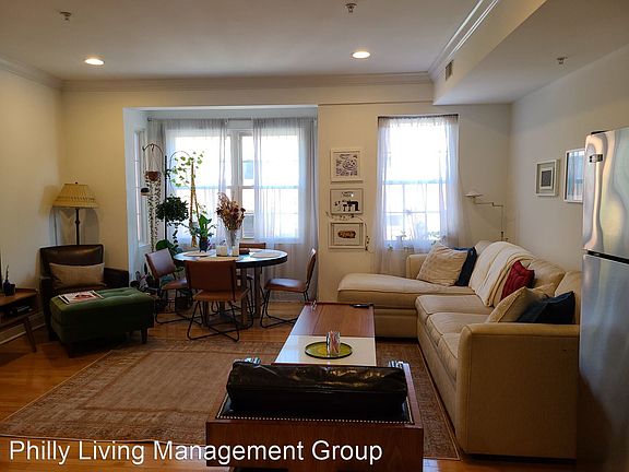 4th image of 1220 South St #11468127
