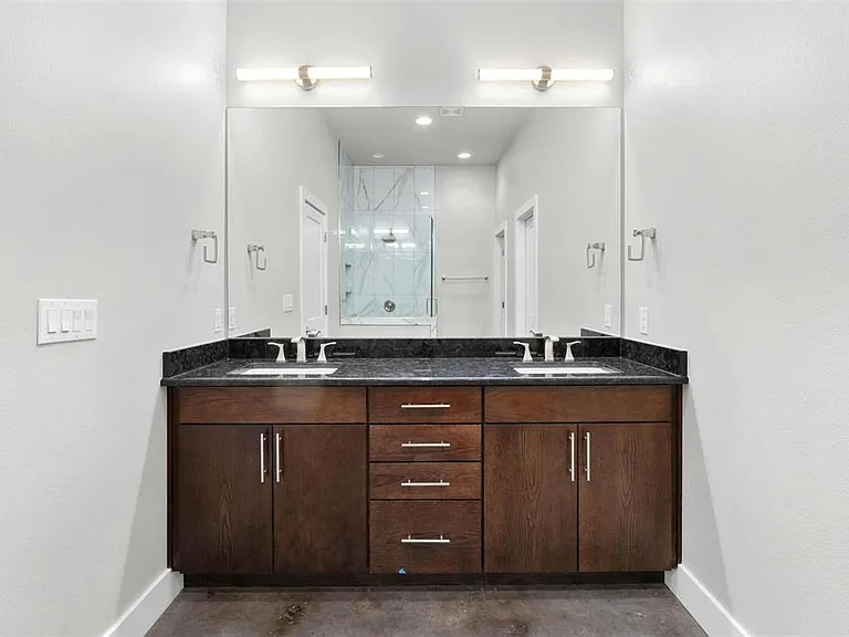 3905 Clawson Rd #7 — Photo 12