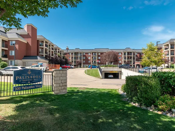 300 Palisades Way #439, Strathcona County, AB T8H 2T9