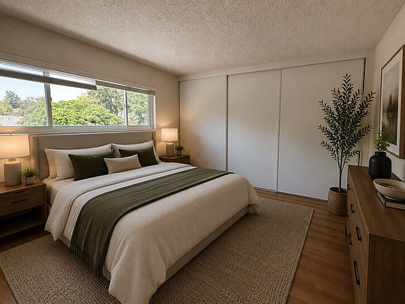 4th image of 3907 La Crescenta Ave APT 207