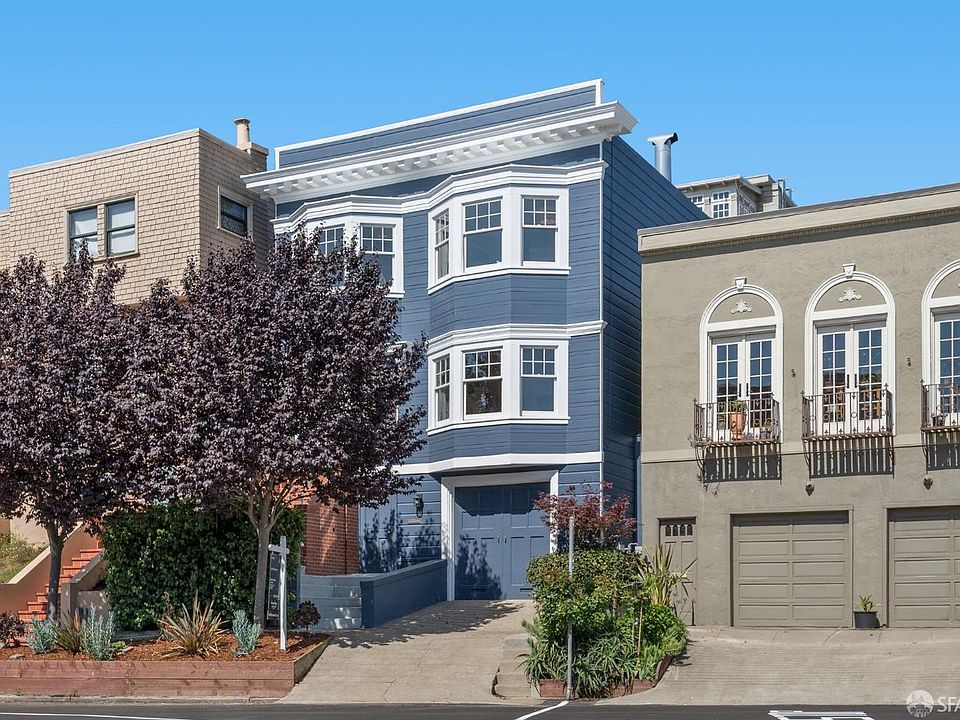 1st image of 408 Roosevelt Way