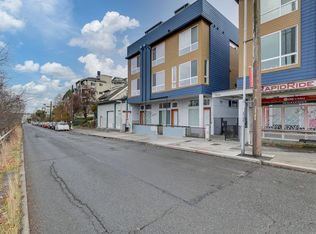3216 15th Ave W #D, Seattle, WA 98119