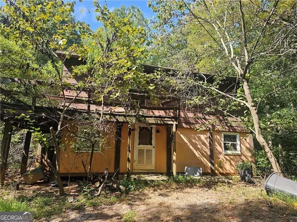 1394 Spring Place Rd, Rydal, GA 30171