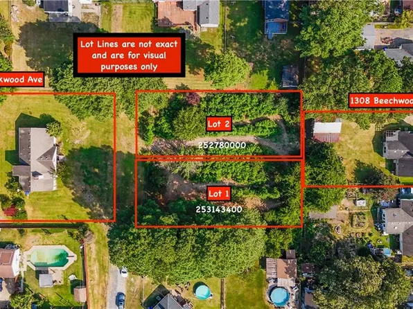 1 Oakwood Ave, Suffolk, VA 23434