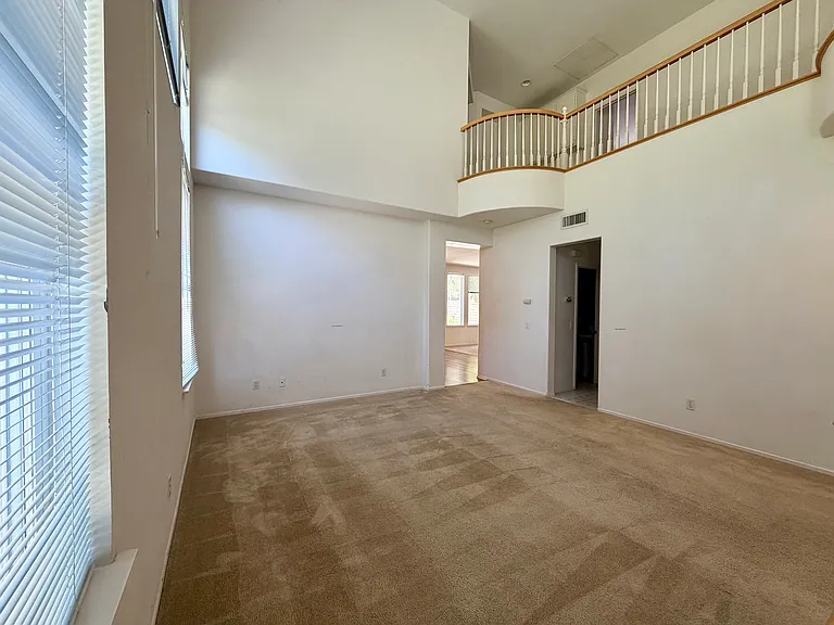 2737 Stonecutter St — Photo 9