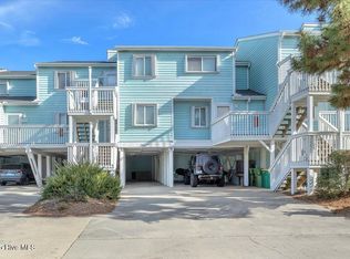 2005 Surfrider Ct, Kure Beach, NC 28449
