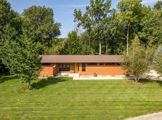 2268 Maple Grove Ln, Terre Haute, IN 47803