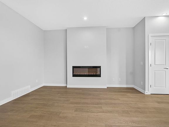 4th image of 3727 Erlanger Dr NW