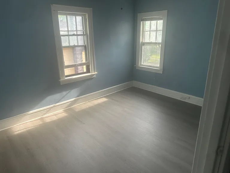 1035 S Maple Ave #B — Photo 5