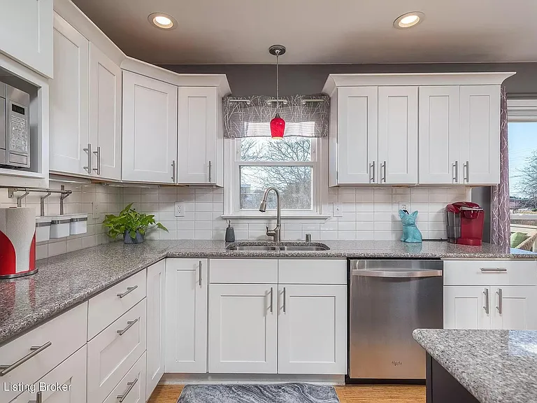 4332 Brownsboro Glen Rd — Photo 11
