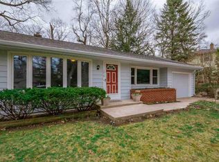 1215 Oak Ridge Dr, South Bend, IN 46617