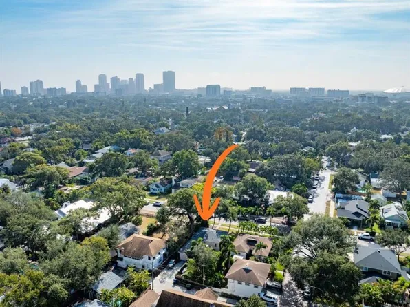 1085 16th Ave N, Saint Petersburg, FL 33704