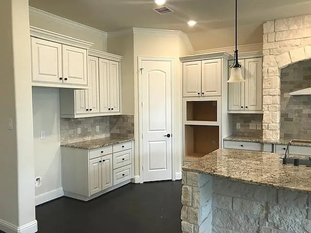 3750 Pinebrook Hollow Ln — Photo 5