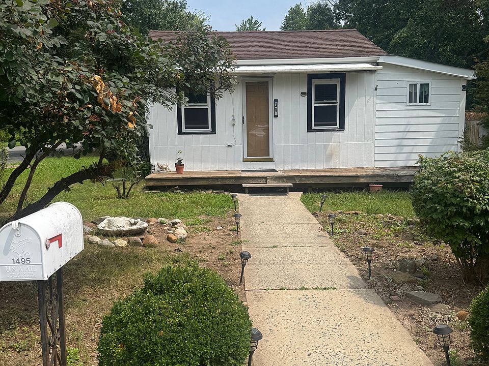 1st image of 1495 Broadway Rd