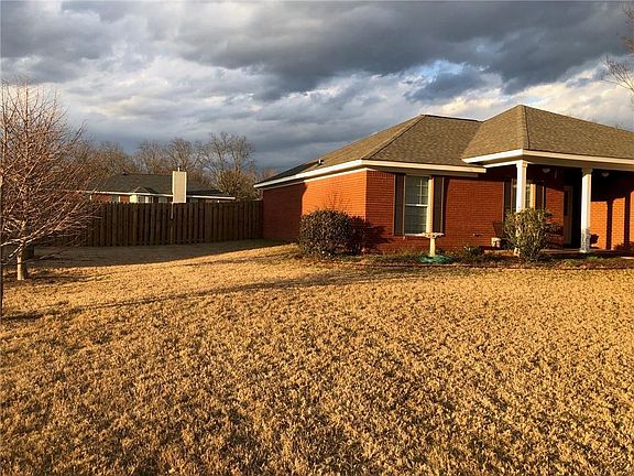 3rd image of 433 Lee Road 2126