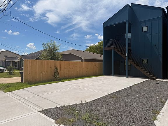 2nd image of 9725 Stedman St #A