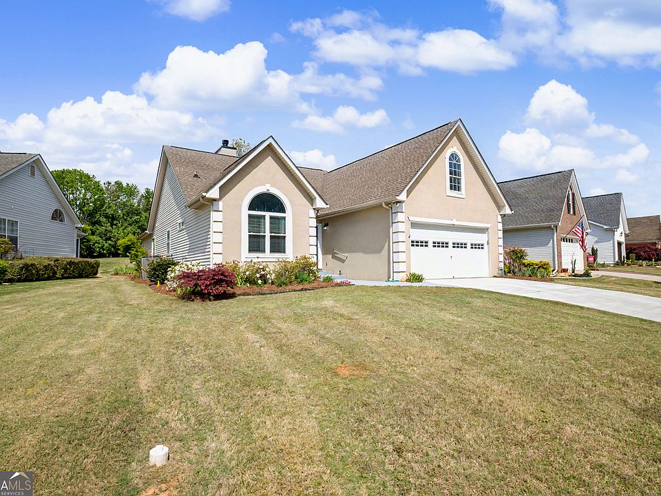 1st image of 255 Fairway Ct