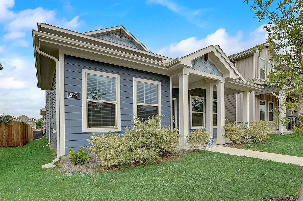 Building Photo - 2844 Bursera Ln